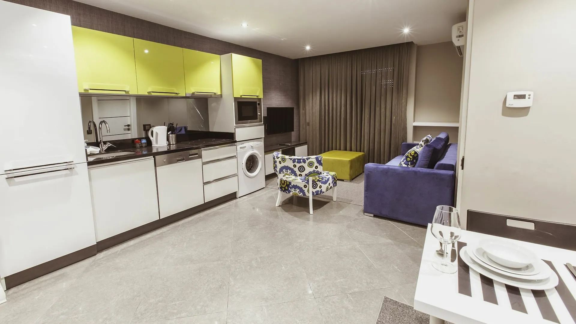 Bmk Suites And Apartments 안탈리아